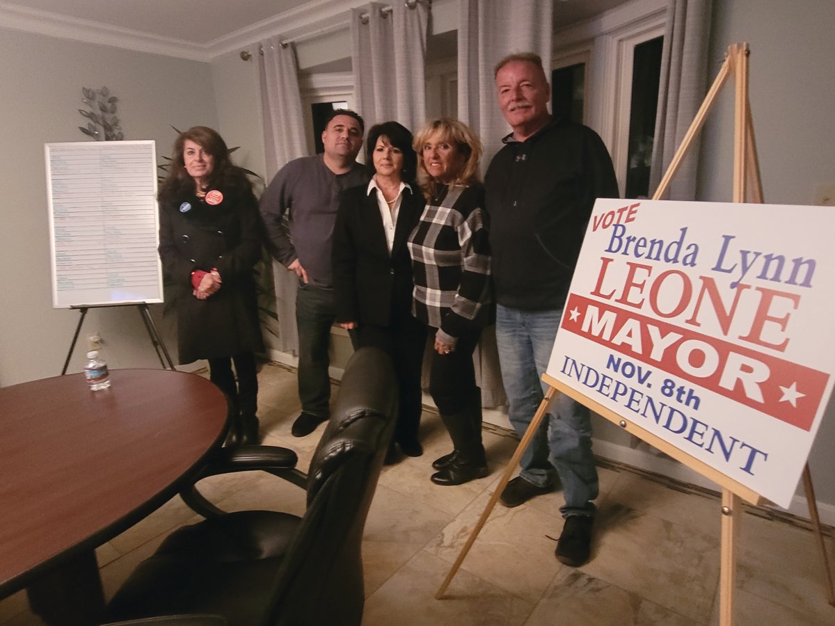 INDEPENDENT STRUGGLE: Brenda Lynn Leone spoke to her campaign supporters at her General Election headquarters in the Berkshire Hathaway Real Estate Office at 1251 Atwood Ave., Johnston.
